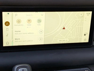 2024 Land Rover Defender 110 P400 X-Dynamic SE