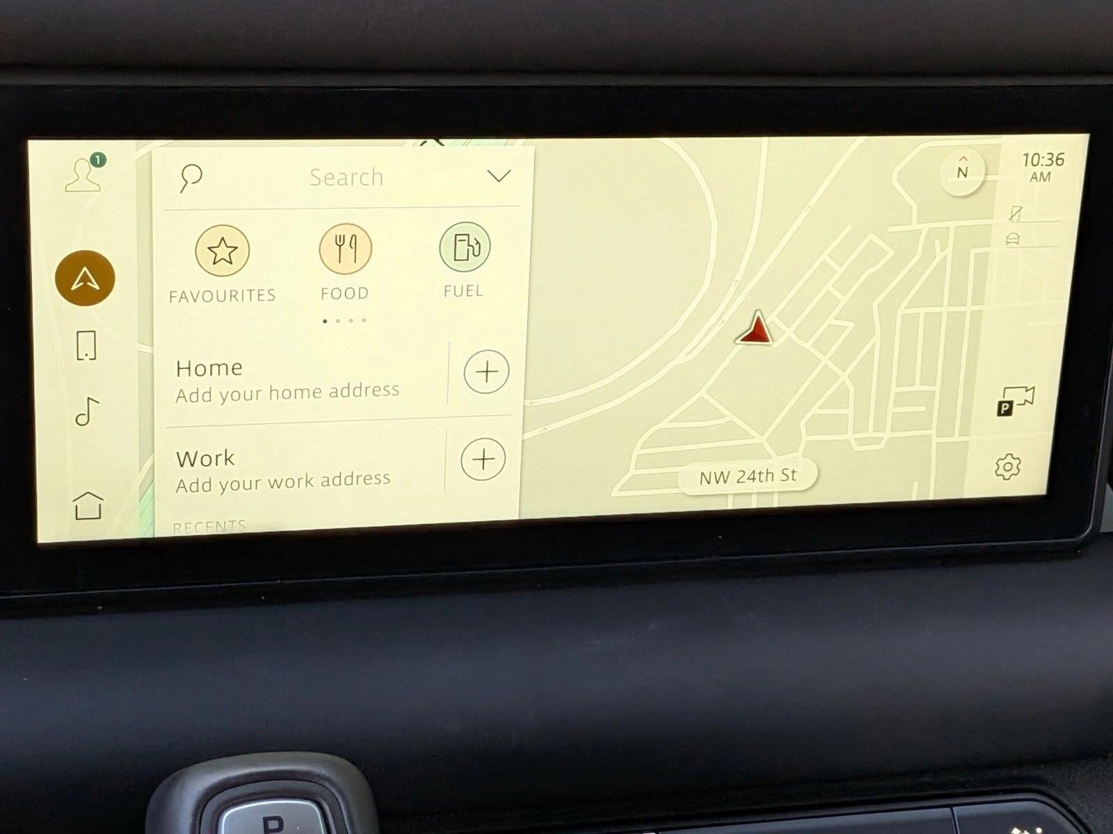 2024 Land Rover Defender 110 P400 X-Dynamic SE