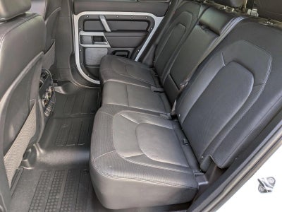 2024 Land Rover Defender 110 P400 X-Dynamic SE