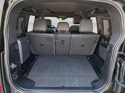 2023 Land Rover Defender 110 X-Dynamic SE AWD