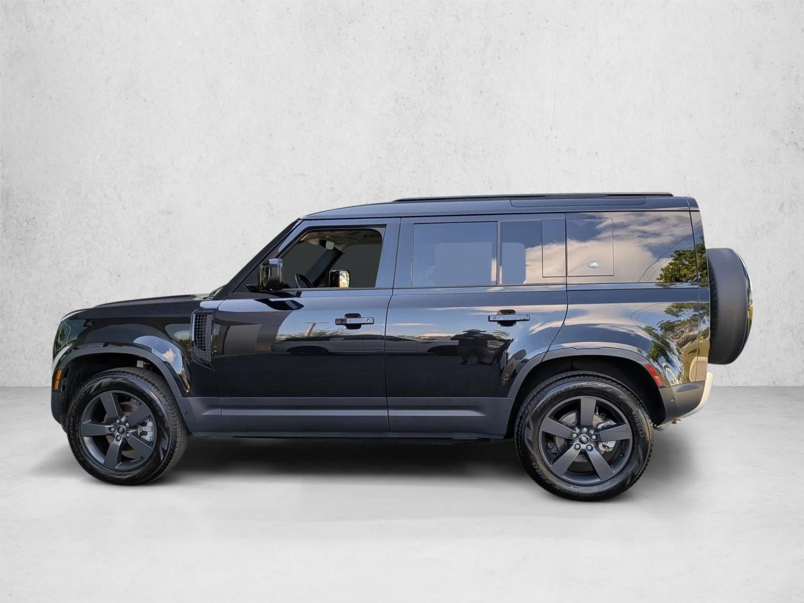 2024 Land Rover Defender 110 P300 S