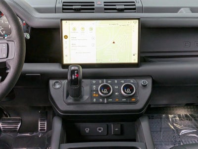 2023 Land Rover Defender 110 V8 AWD