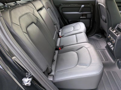 2023 Land Rover Defender 110 V8 AWD