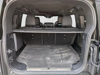 2025 Land Rover Defender 110 P635 OCTA