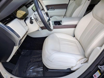 2025 Land Rover Range Rover P530 SE SWB