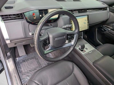 2025 Land Rover Range Rover P530 SE SWB