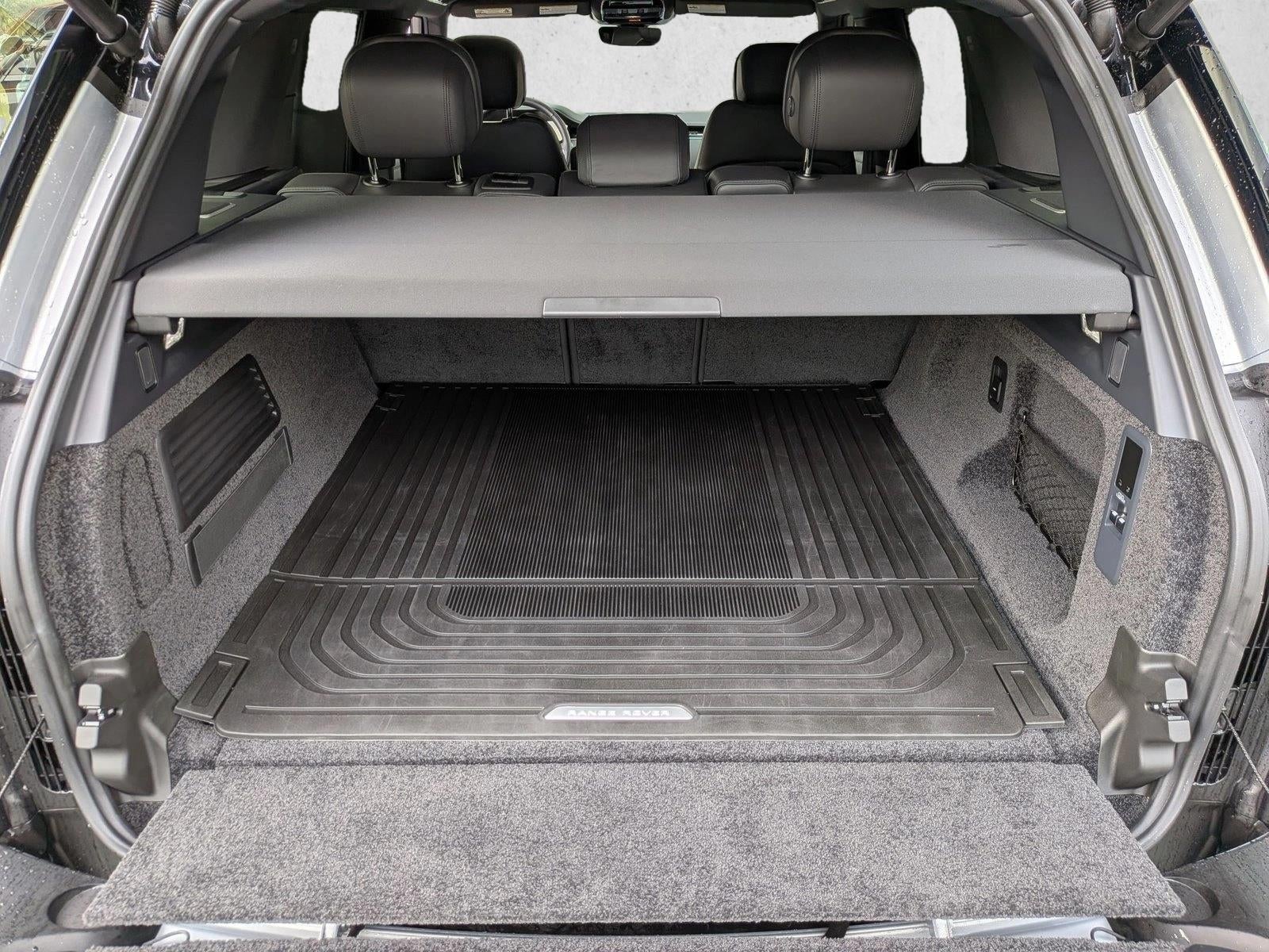 2025 Land Rover Range Rover P530 SE SWB