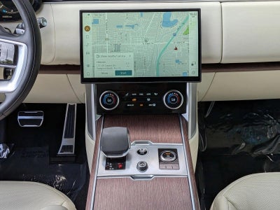 2023 Land Rover Range Rover P400 SE SWB