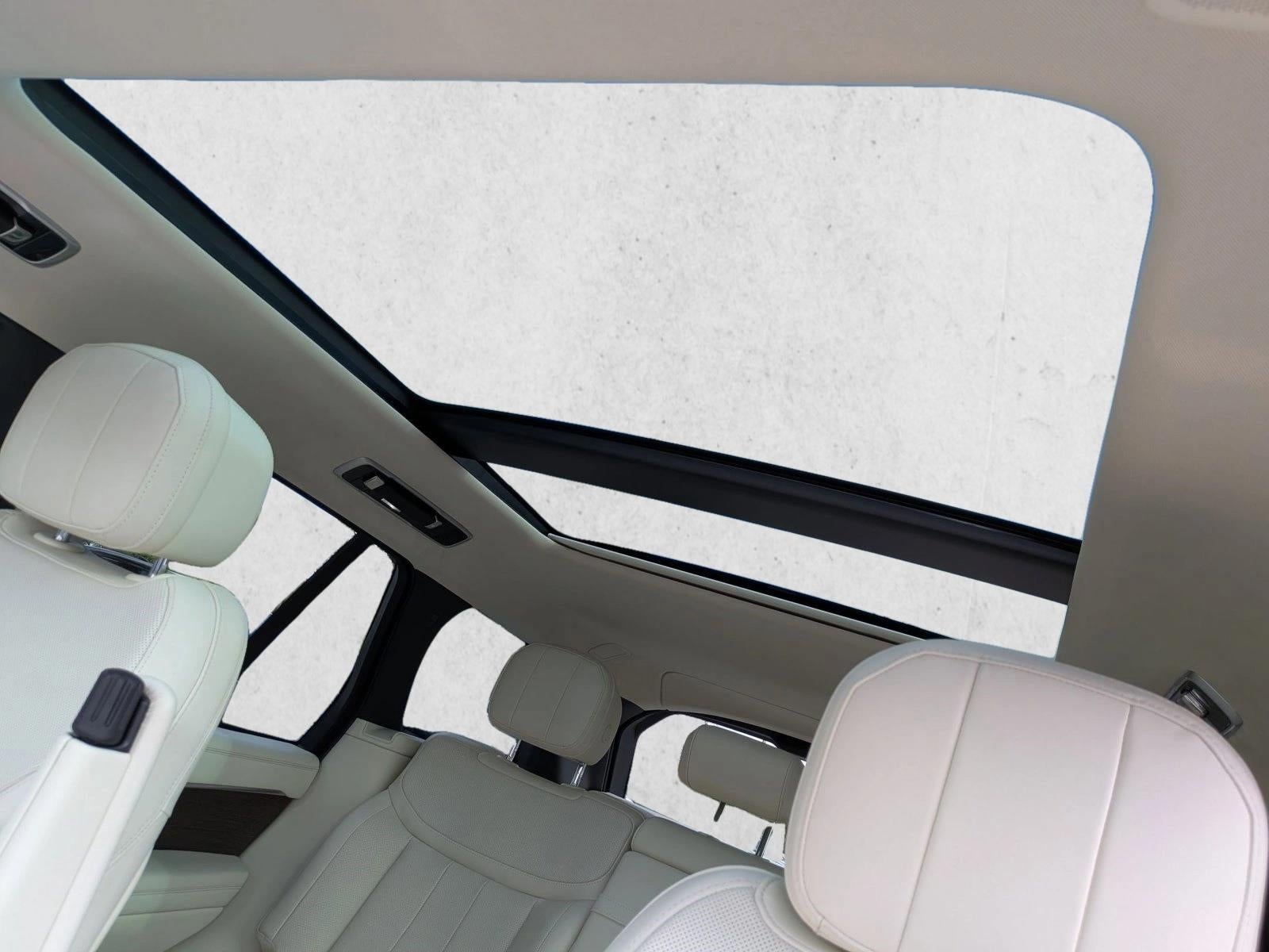 2023 Land Rover Range Rover P400 SE SWB