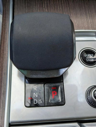 2023 Land Rover Range Rover P400 SE SWB