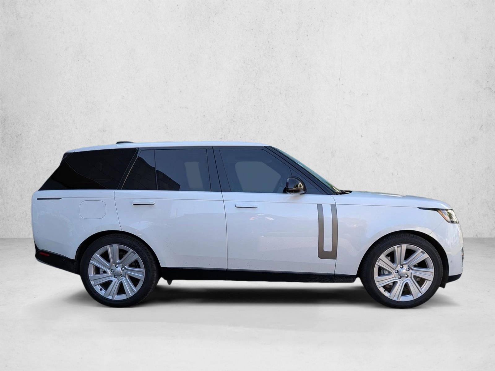 2023 Land Rover Range Rover P400 SE SWB