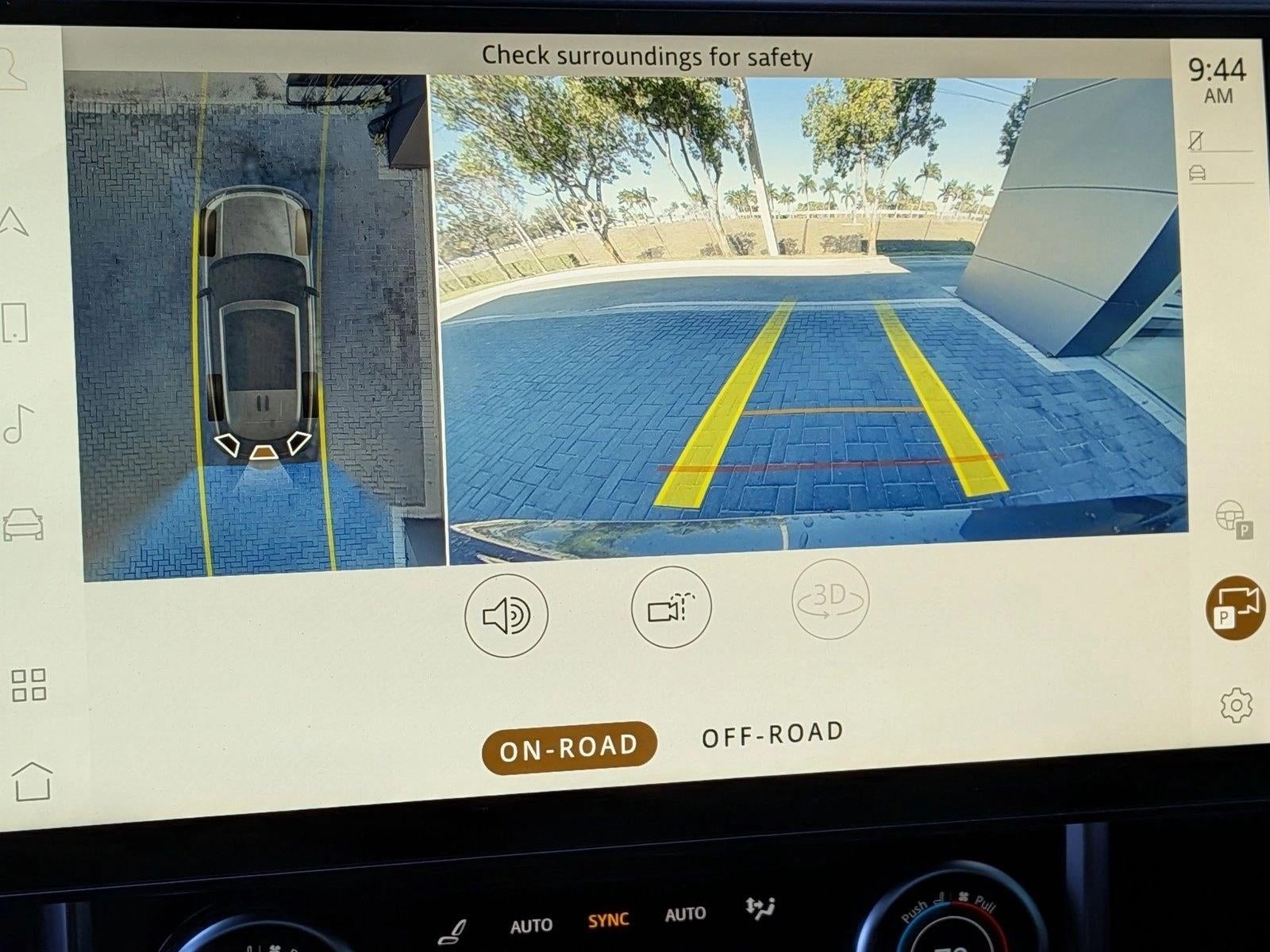 2022 Land Rover Range Rover P400 SE SWB