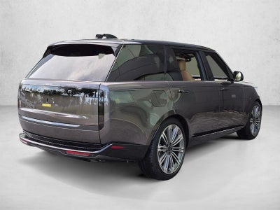 2026 Land Rover Range Rover P530 SE LWB 7 Seat