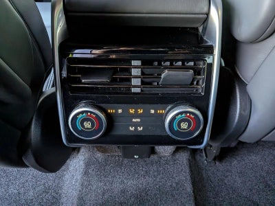 2024 Land Rover Range Rover P530 SE LWB 7 Seat