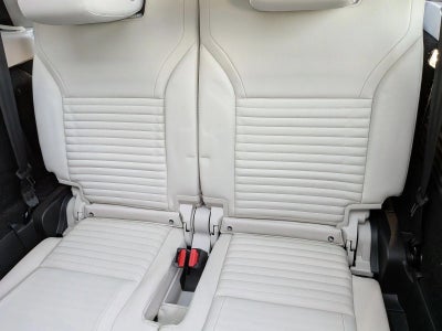 2025 Land Rover Discovery P360 Dynamic SE