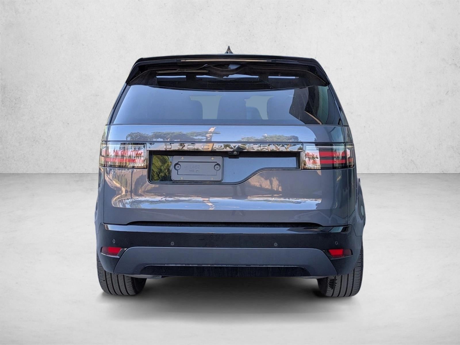 2025 Land Rover Discovery P360 Dynamic SE