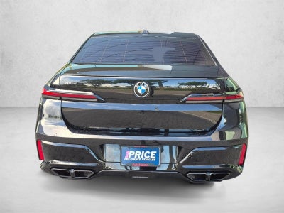 2023 BMW 760i xDrive Sedan