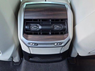 2023 BMW 760i xDrive Sedan