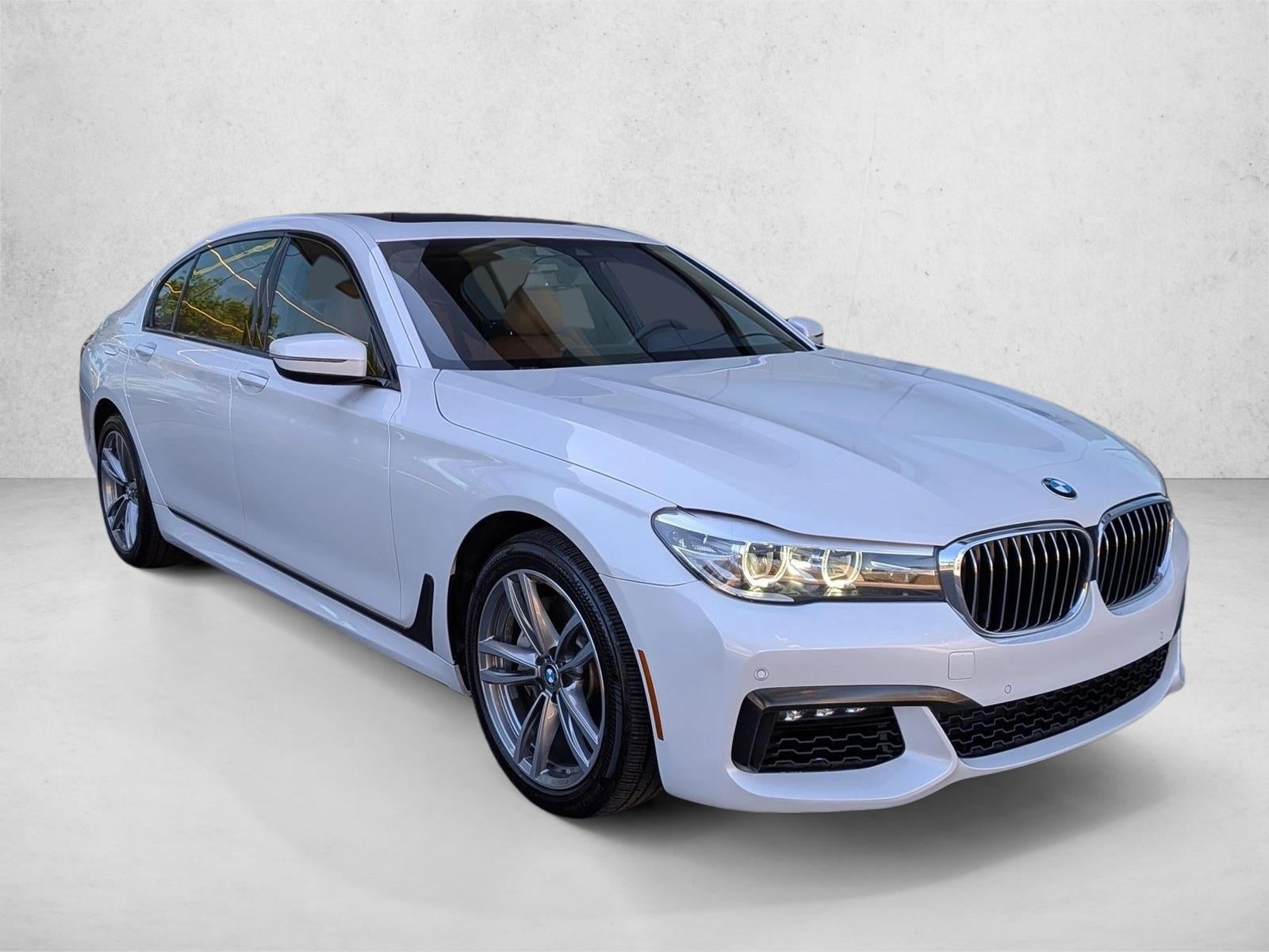 2019 BMW 740i Sedan