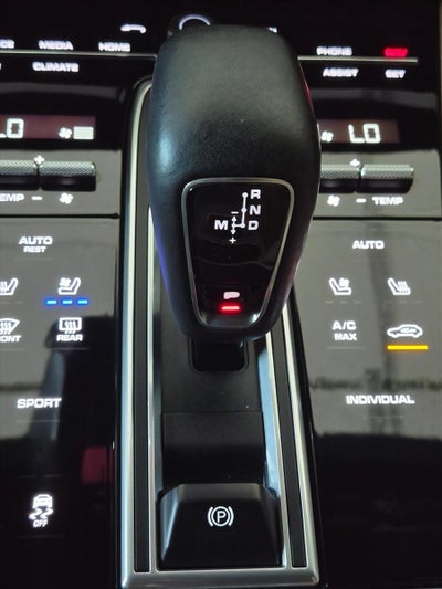 2022 Porsche Cayenne AWD