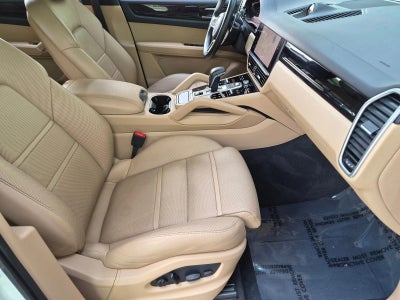 2022 Porsche Cayenne AWD