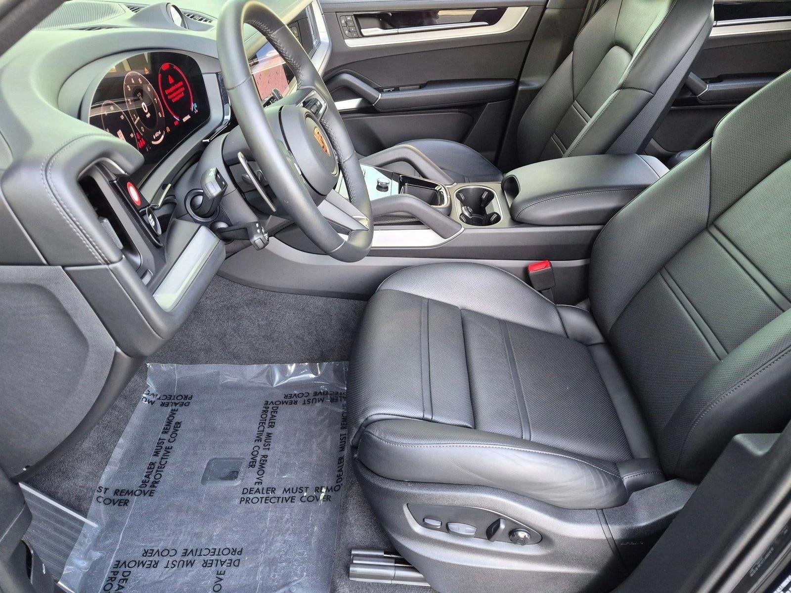 2025 Porsche Cayenne AWD