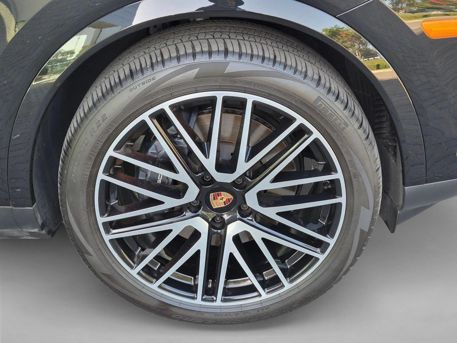 2025 Porsche Cayenne AWD