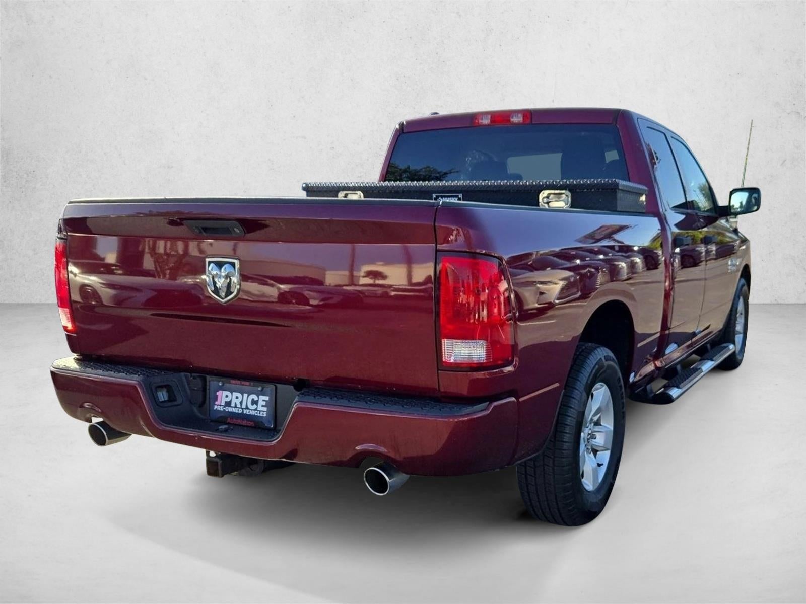2018 RAM 1500 Express 4x2 Quad Cab 6'4" Box
