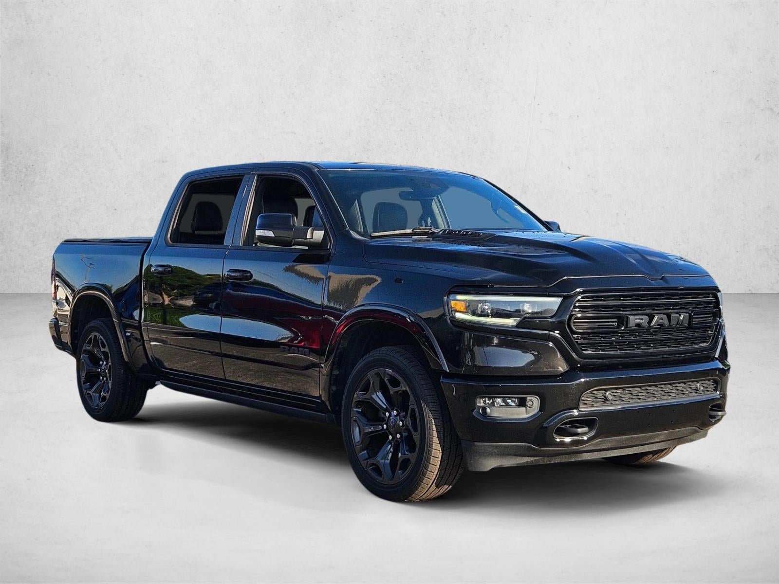 2021 RAM 1500 Limited 4x4 Crew Cab 5'7" Box