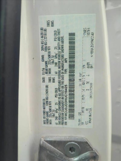 2017 Ford Escape Titanium FWD