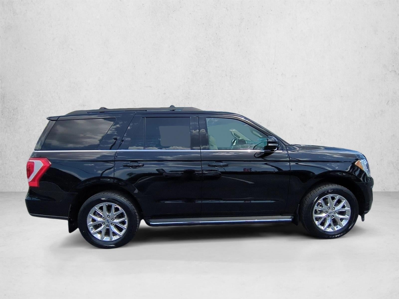 2021 Ford Expedition XLT 4x2