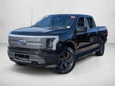 2023 Ford F-150 Lightning LARIAT 4WD SuperCrew 5.5' Box