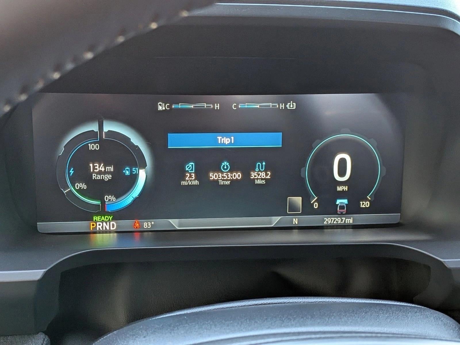 2023 Ford F-150 Lightning LARIAT 4WD SuperCrew 5.5' Box