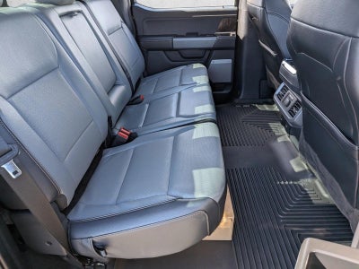 2023 Ford F-150 Lightning LARIAT 4WD SuperCrew 5.5' Box