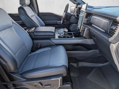 2023 Ford F-150 Lightning LARIAT 4WD SuperCrew 5.5' Box