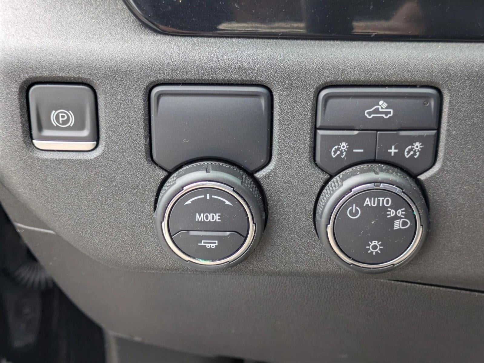 2023 Chevrolet Silverado 1500 Crew Cab Short Box 2-Wheel Drive LT