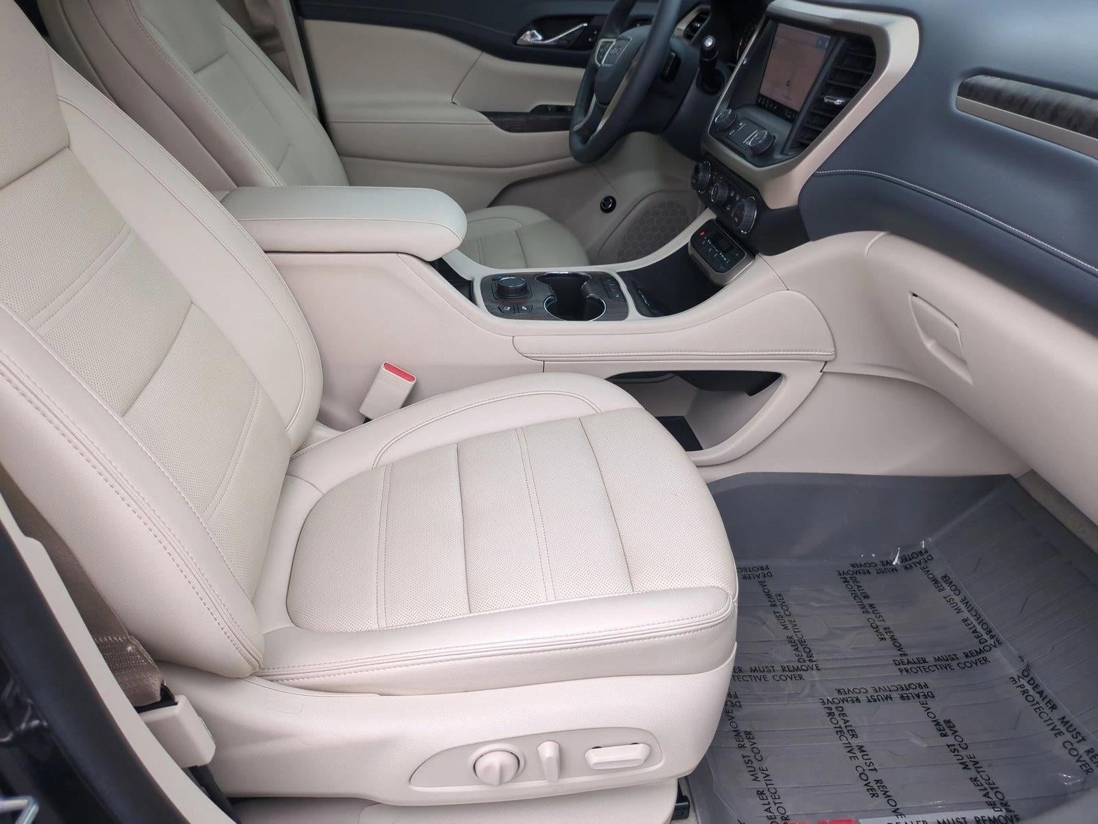 2023 GMC Acadia AWD Denali