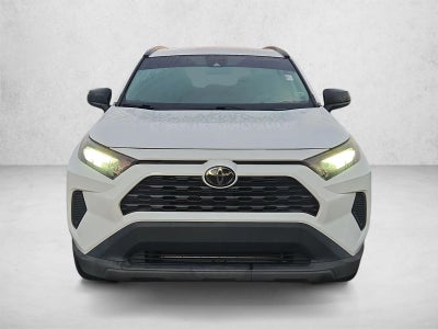 2020 Toyota RAV4 LE FWD (GS)