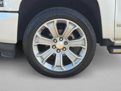 2017 Chevrolet Silverado 1500 Crew Cab Short Box 2-Wheel Drive High Country