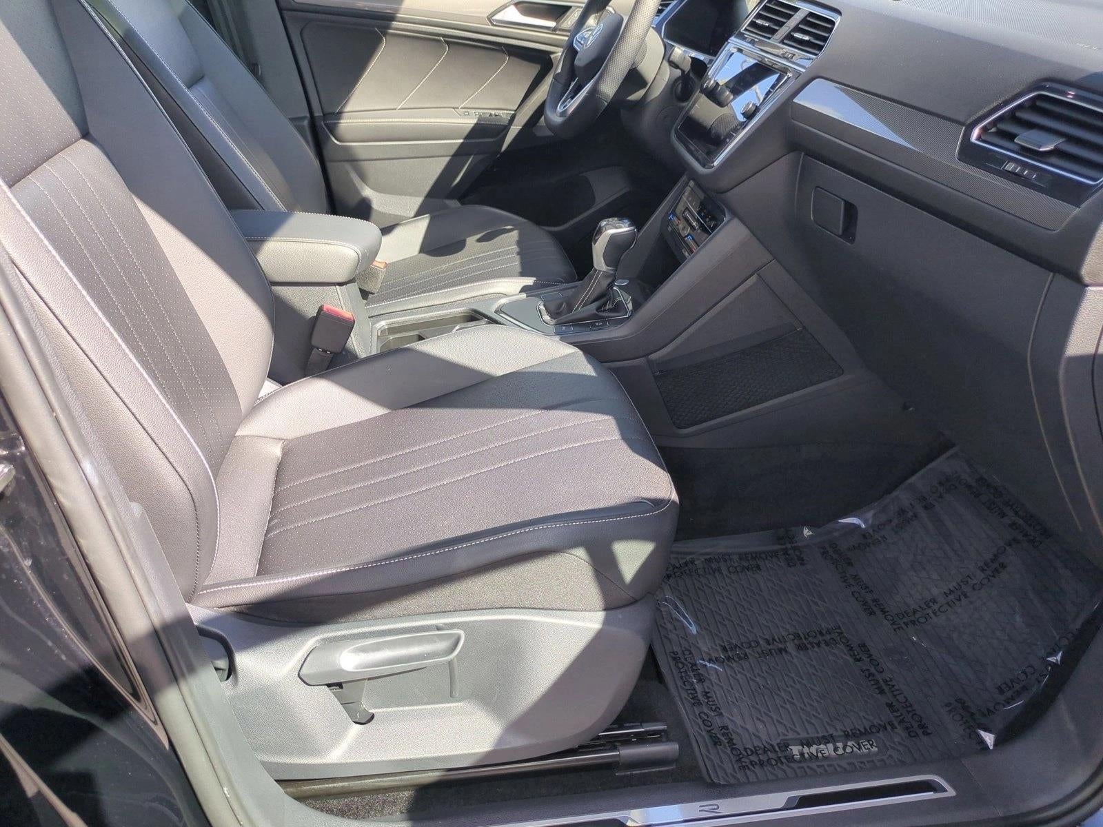 2023 Volkswagen Tiguan 2.0T SE R-Line Black FWD