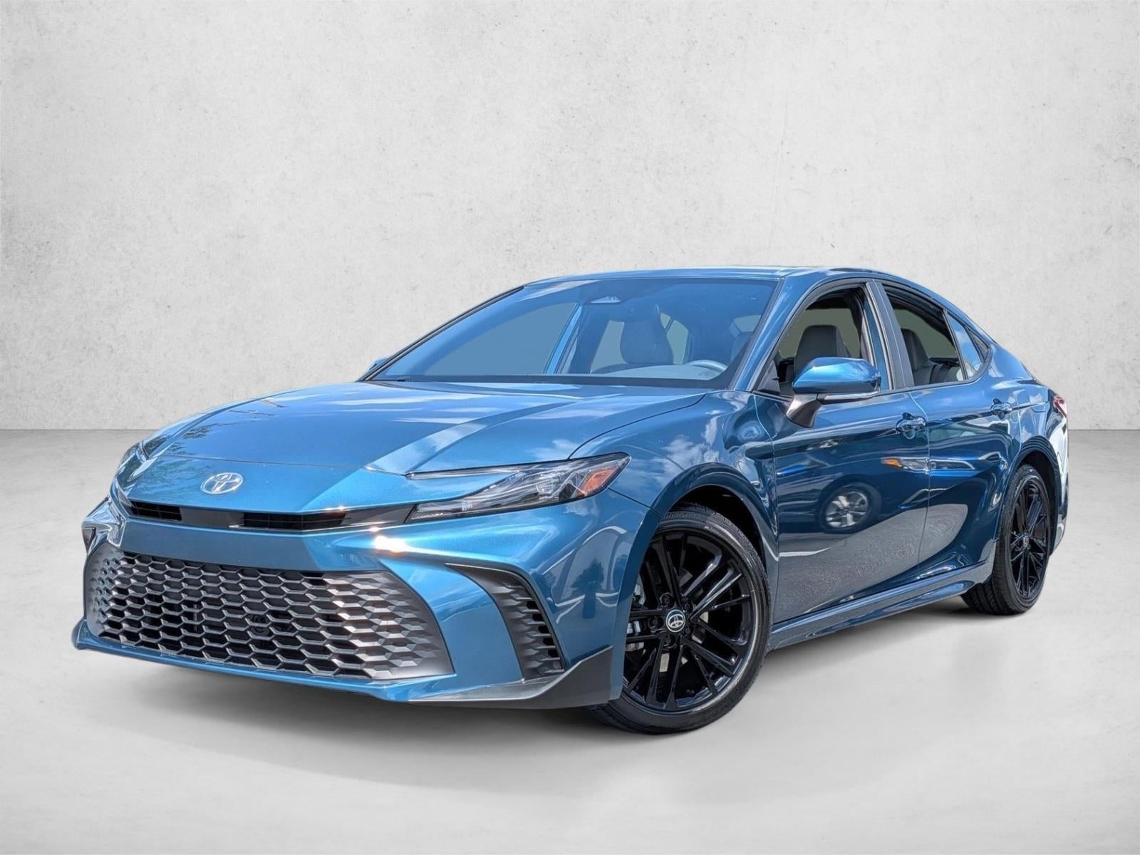 2025 Toyota Camry SE (SE)