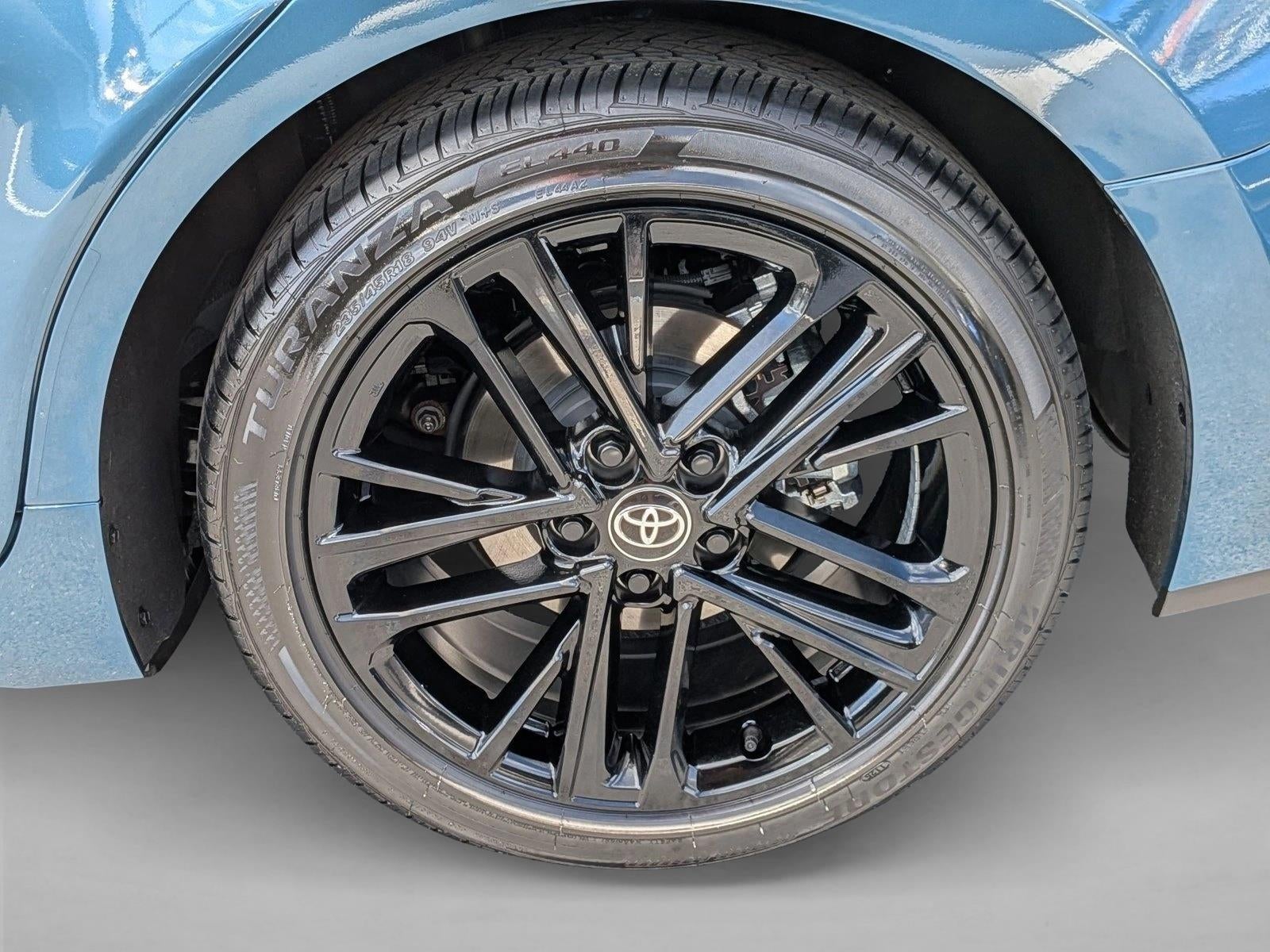 2025 Toyota Camry SE (SE)