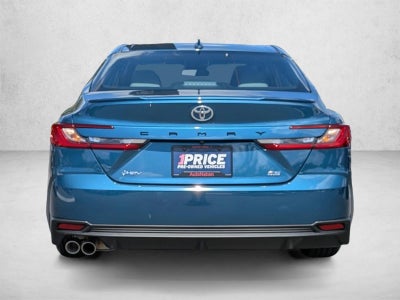 2025 Toyota Camry SE (SE)