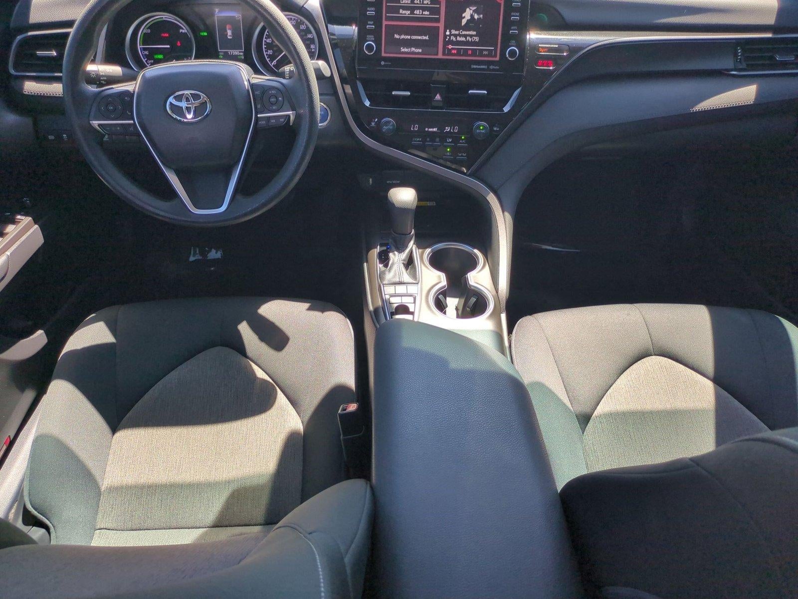 2022 Toyota Camry Hybrid LE CVT (Natl)