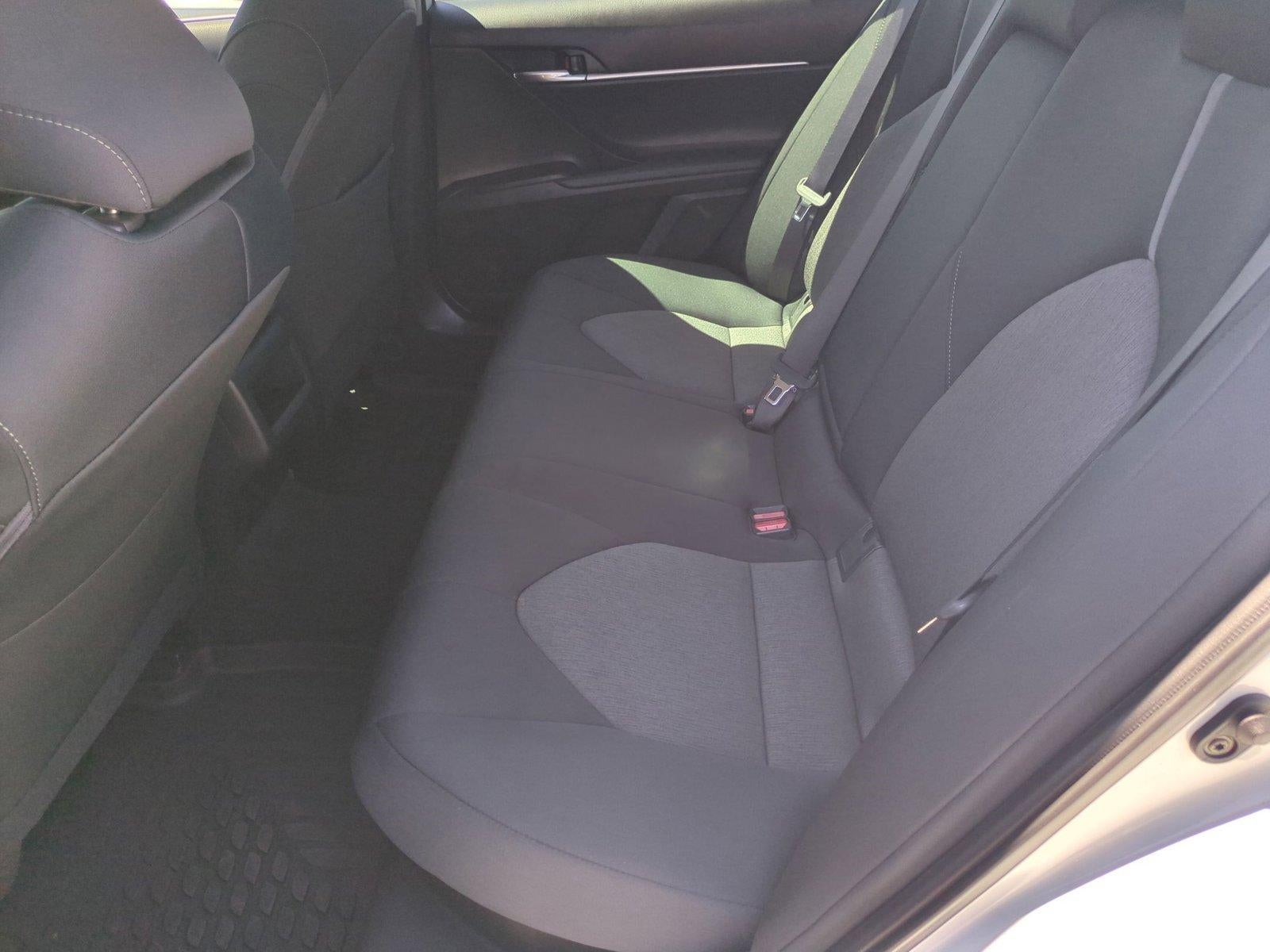 2022 Toyota Camry Hybrid LE CVT (Natl)