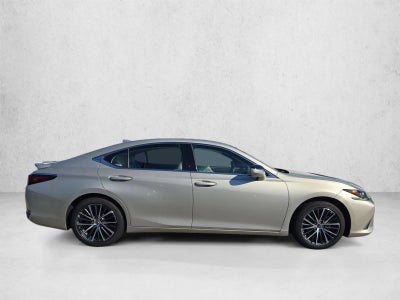 2025 Lexus ES 300h FWD