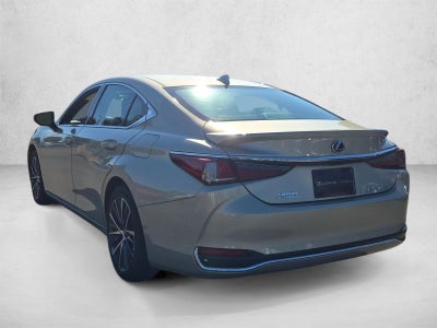 2025 Lexus ES 300h FWD