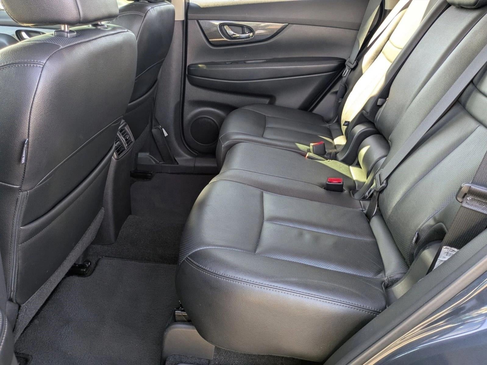 2016 Nissan Rogue FWD 4dr SL