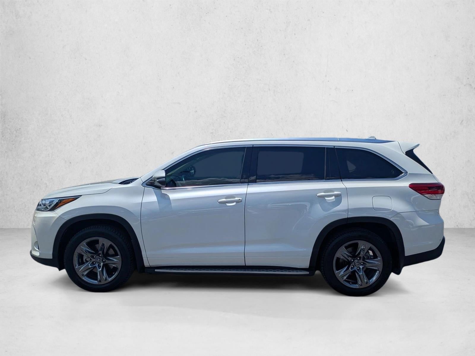 2017 Toyota Highlander Limited Platinum V6 AWD (Natl)