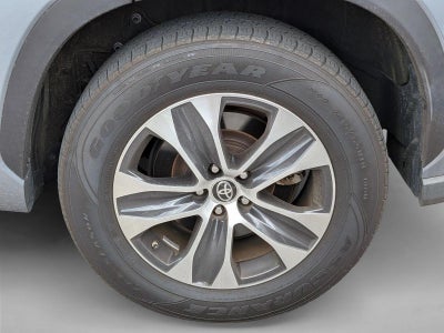 2020 Toyota Highlander XLE FWD (Natl)